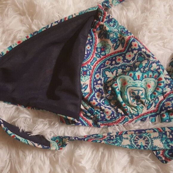 ATHLETA Wrap bikini top Size 32 B C - Picture 6 of 8